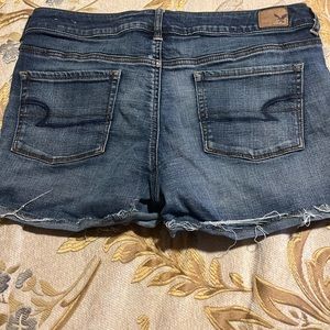 American Eagle Outfitters women’s jean shorts size 14